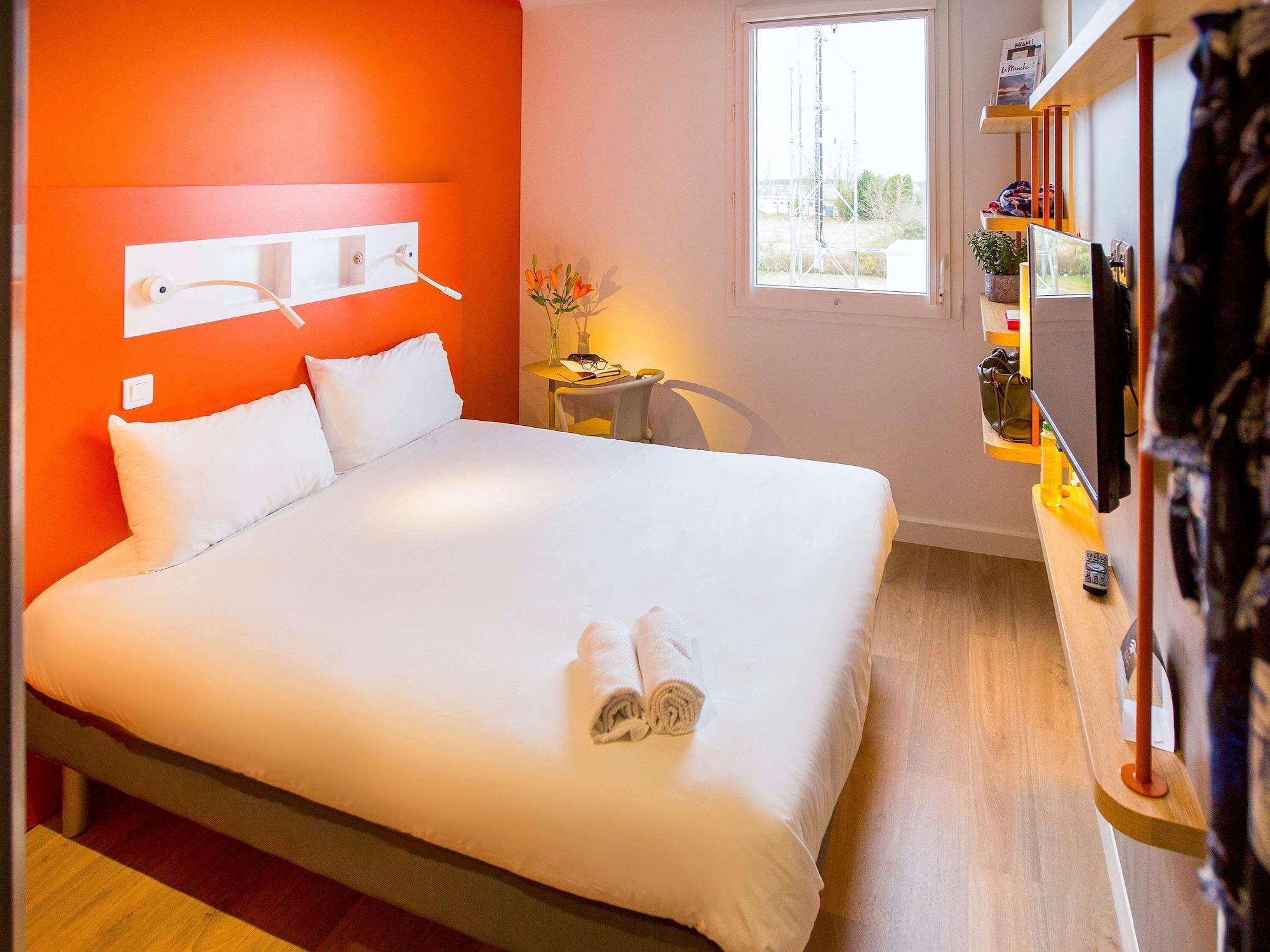 Ibis Budget Cherbourg - La Glacerie Eksteriør bilde