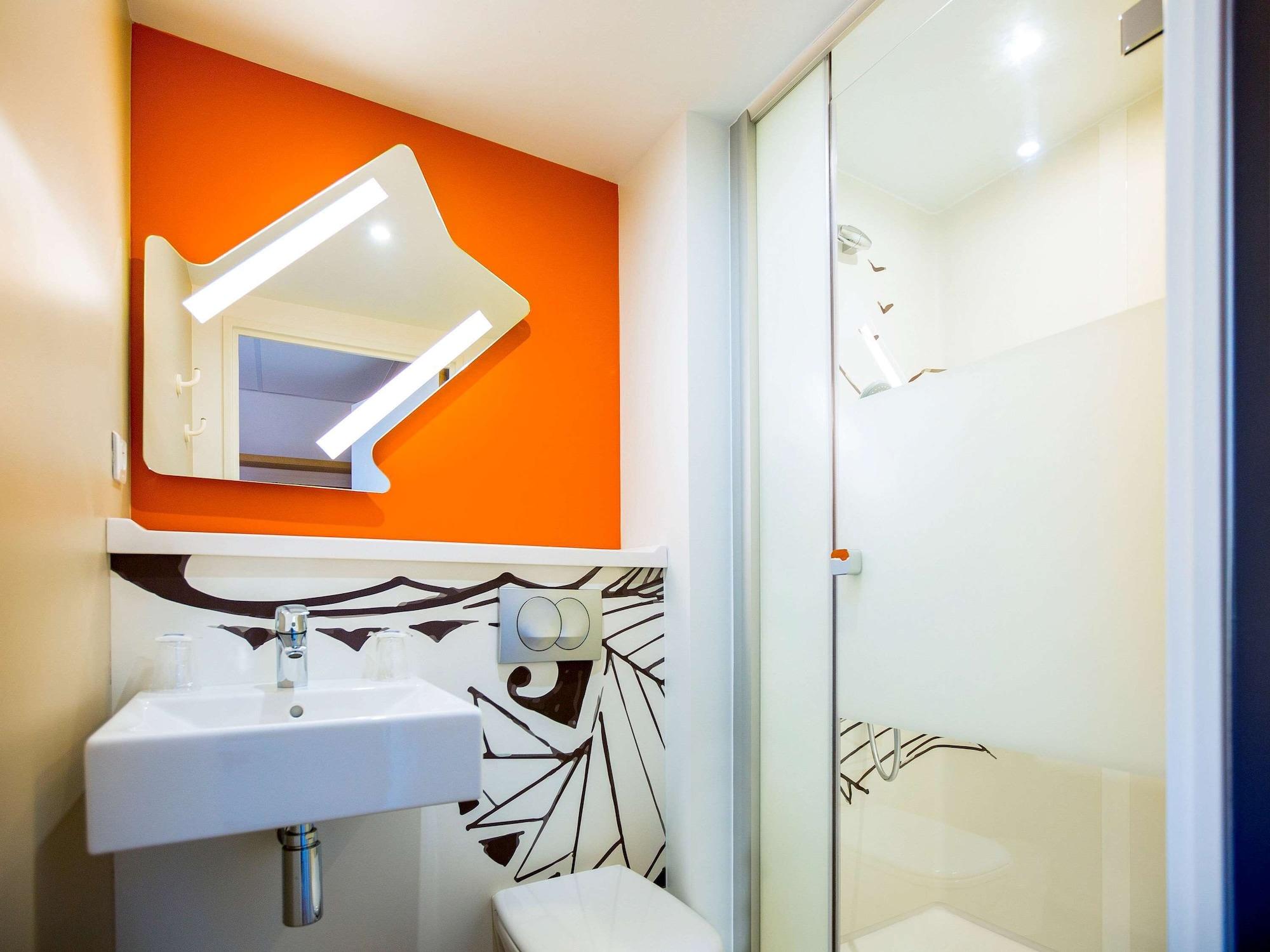 Ibis Budget Cherbourg - La Glacerie Eksteriør bilde